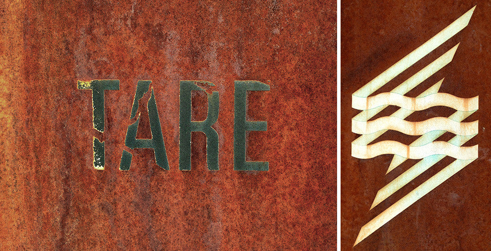 DETAILS OF OUR SHIPPING (STORAGE, REALLY) CONTAINER'S DOORS