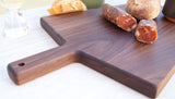 LARADACKY V-LINE CUTTING BOARD, LARGE